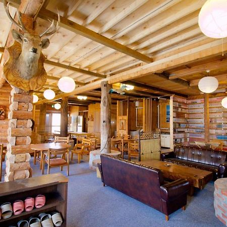 Hostel Clione Campground Šari Exteriér fotografie