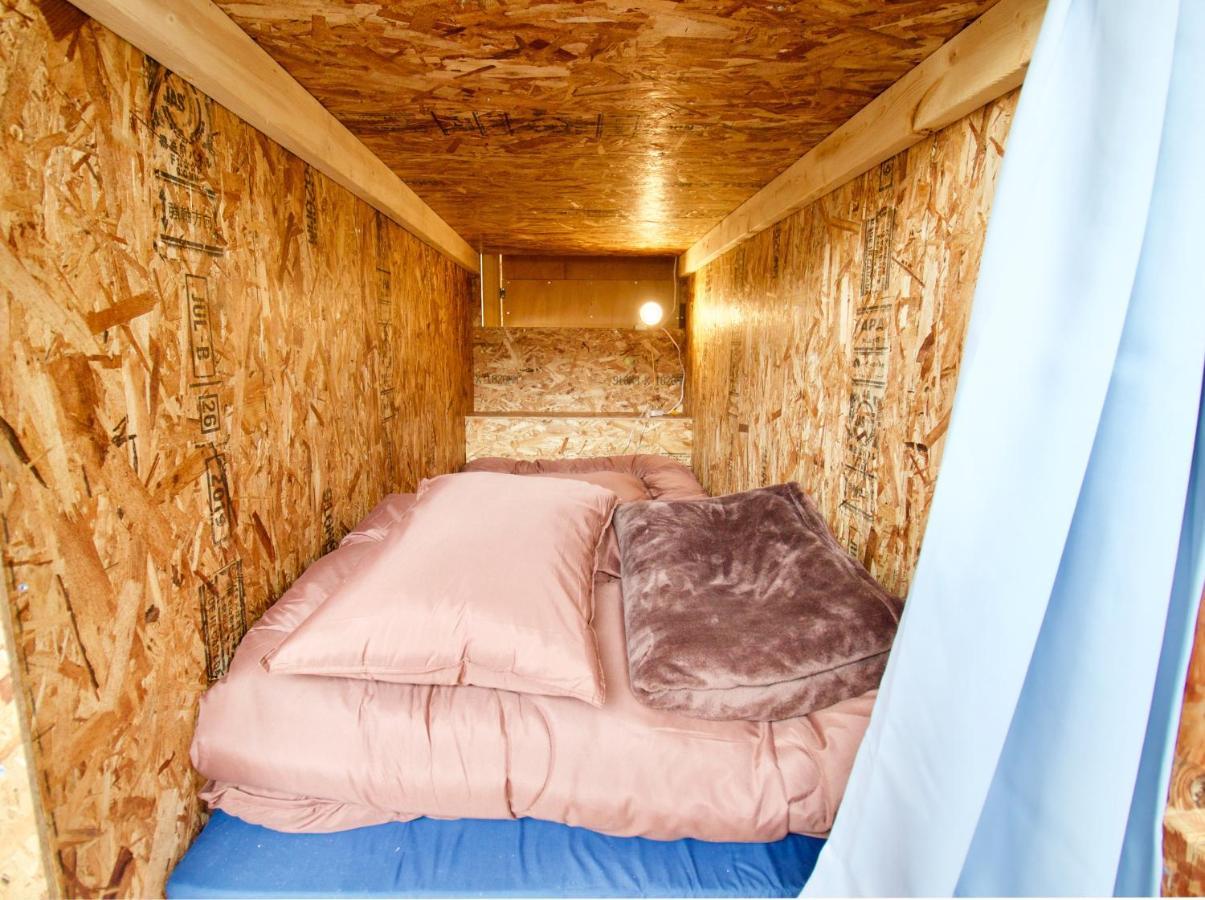 Hostel Clione Campground Šari Exteriér fotografie