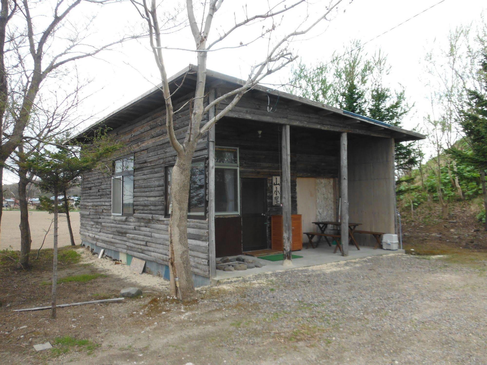 Hostel Clione Campground Šari Exteriér fotografie