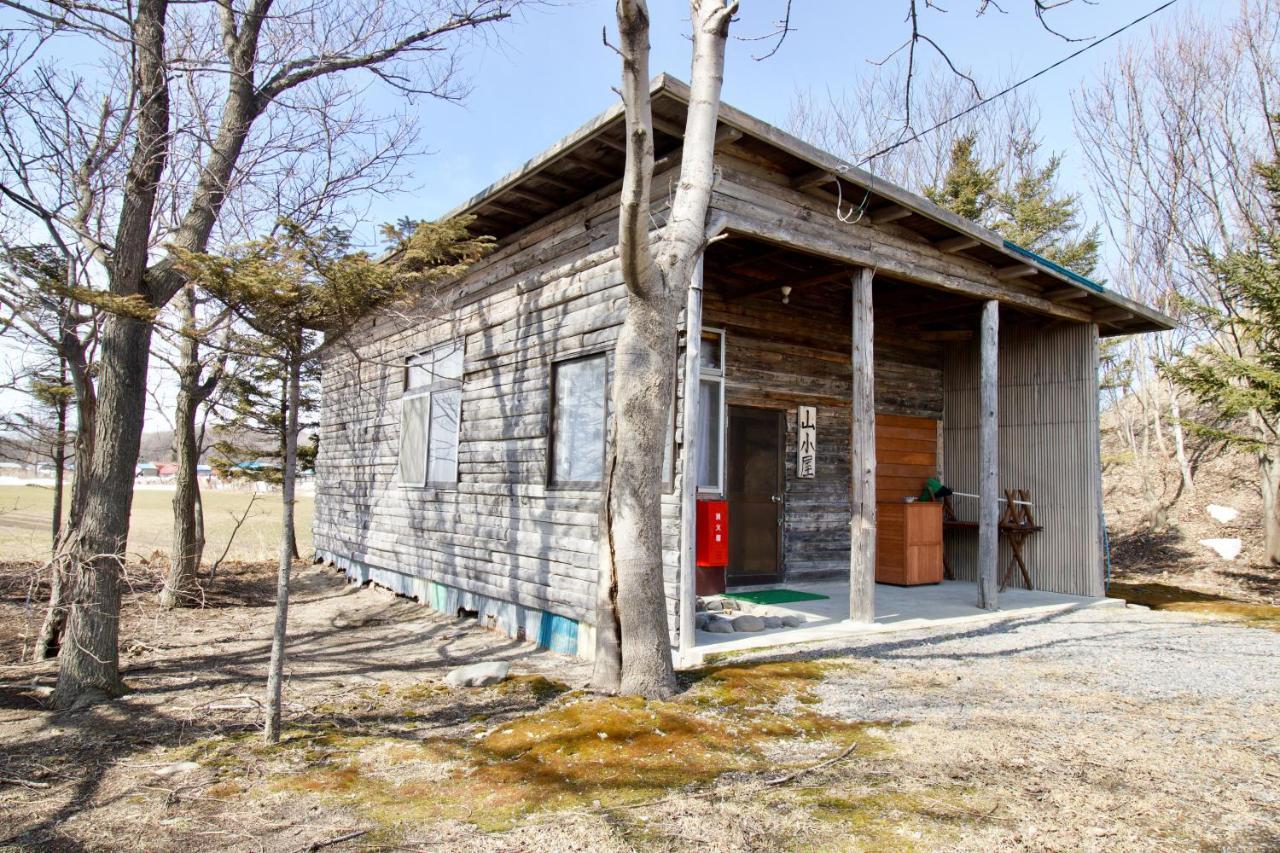 Hostel Clione Campground Šari Exteriér fotografie