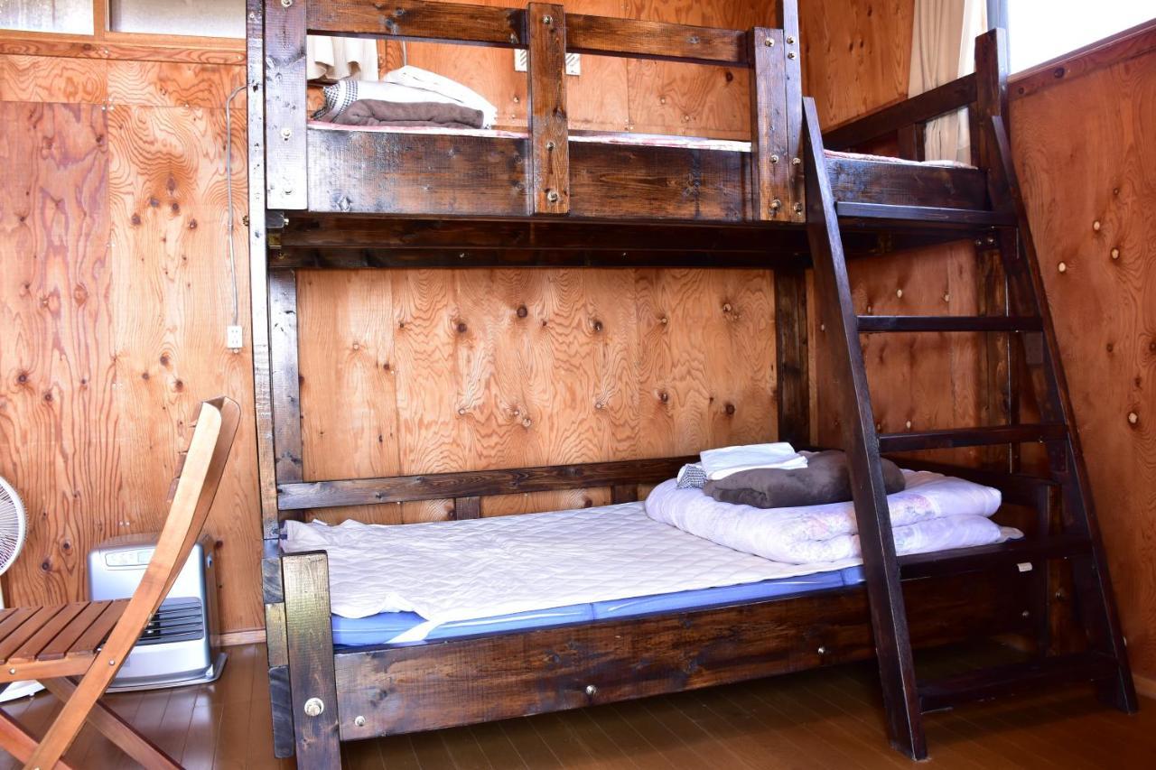 Hostel Clione Campground Šari Exteriér fotografie